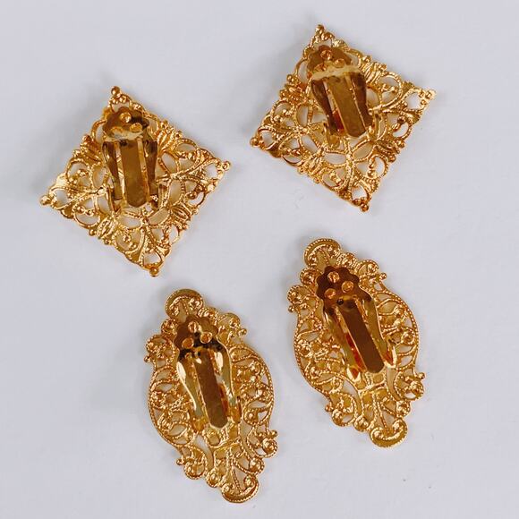 VTG Lot of 2 Clip On Earrings Gold Tone Filigree Ornate Costume Jewelry - Picture 8 of 11